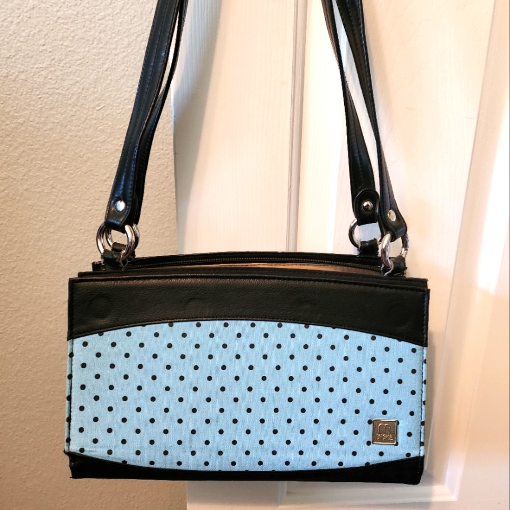 Miche classic black bag/purse. Everything shown is included.